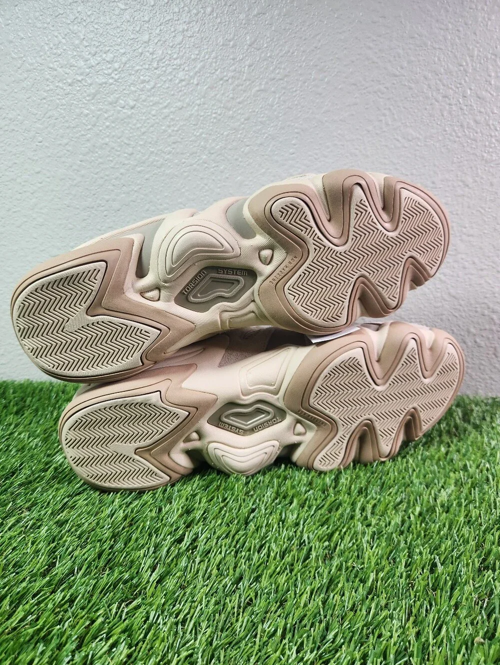 Adidas Crazy 8 Low Men's Shoes Halo Ivory/Wonder Beige/Sandstone ji0339 Size 14